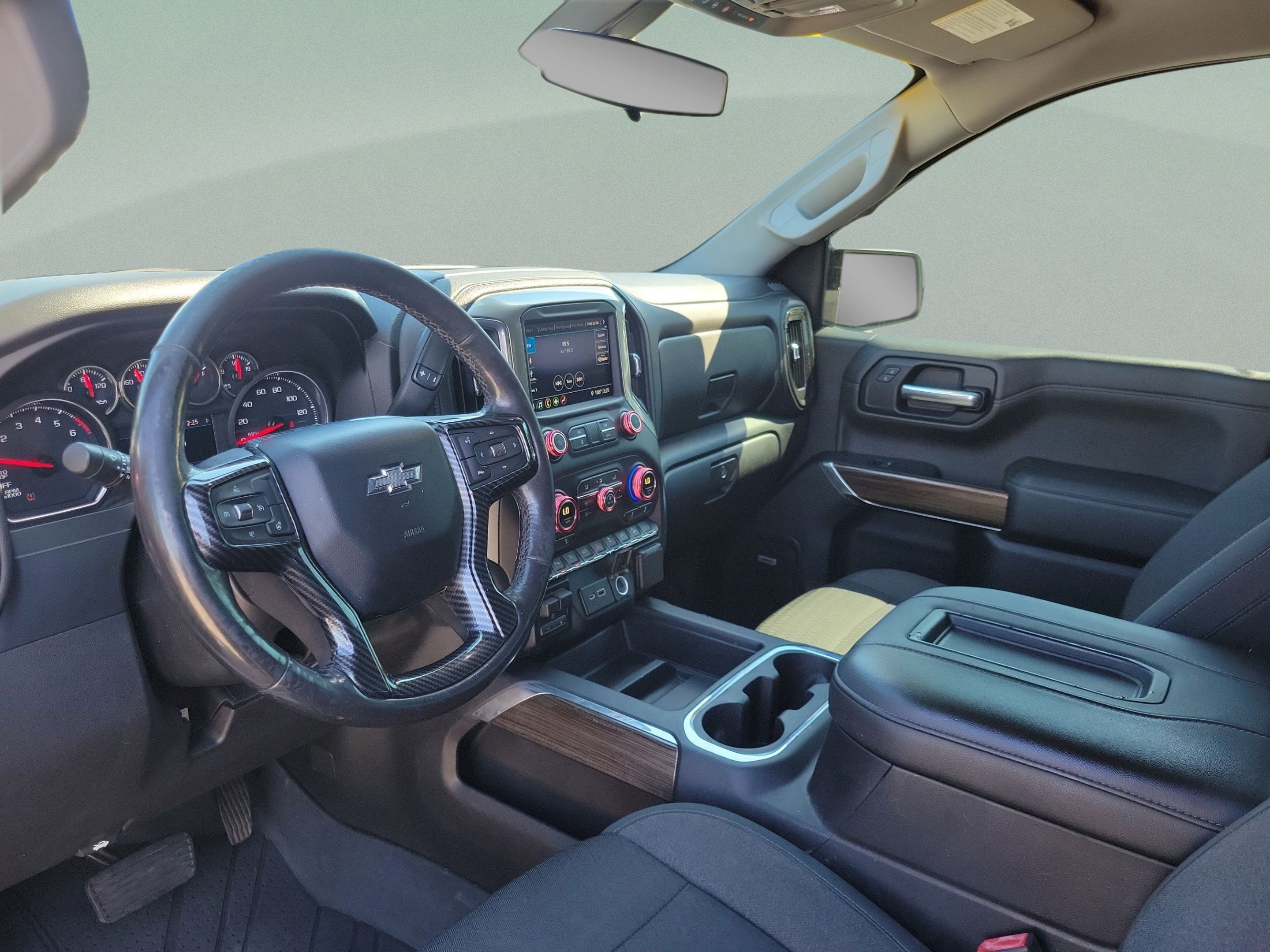 Used 2019 Chevrolet Silverado 1500 RST AWD/4WD image 18