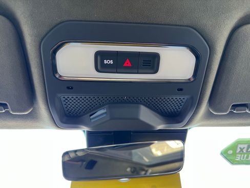 Used 2022 Rivian R1T Launch Edition image 33