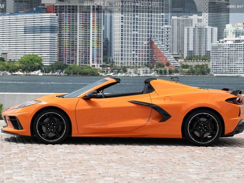Used 2023 Chevrolet Corvette Stingray Preferred Conv w/ Z51 Performance Package RWD image 13
