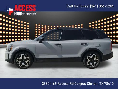 Used 2022 Kia Telluride SX w/ SX Prestige Package AWD/4WD image 5