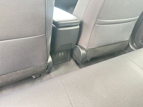 Used 2025 Toyota Prius LE image 24