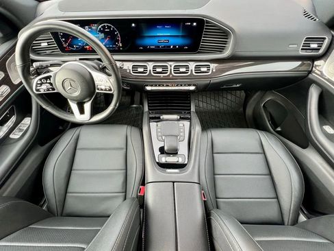 Certified 2022 Mercedes-Benz GLS 450 4MATIC image 15