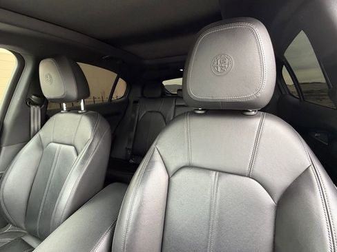 Used 2022 Alfa Romeo Stelvio Sprint image 12