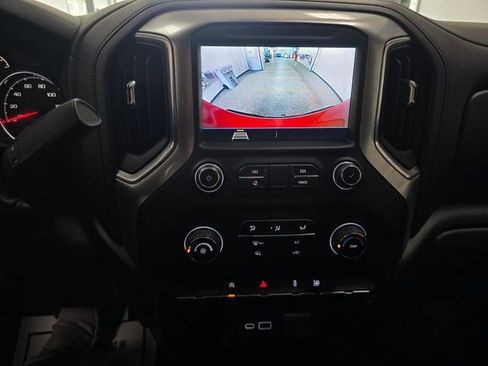 Used 2020 Chevrolet Silverado 1500 LT AWD/4WD image 18