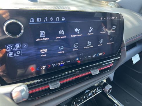 New 2024 Chevrolet Silverado EV RST image 32