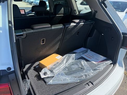New 2026 Volkswagen Atlas Peak Edition AWD/4WD image 29