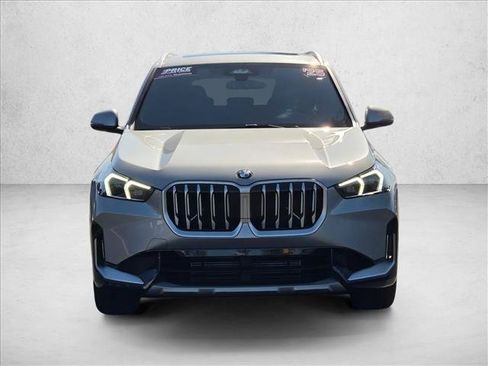 Used 2025 BMW X1 xDrive28i w/ Convenience Package AWD/4WD image 2