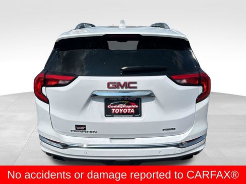 Used 2018 GMC Terrain Denali w/ Advanced Safety Package AWD/4WD image 4