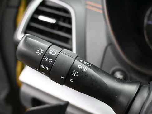 Used 2022 Subaru Crosstrek 2.5i Limited w/ Moonroof Package 1 image 21