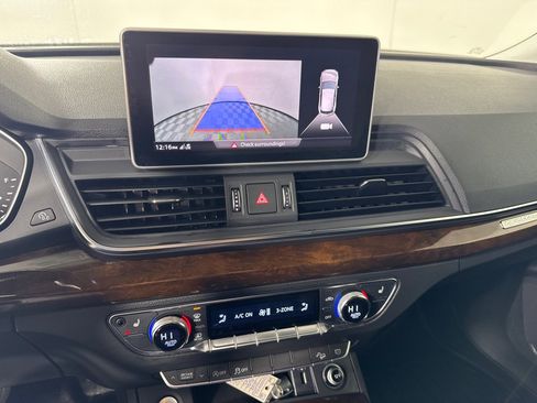 Used 2018 Audi Q5 2.0T Premium image 18