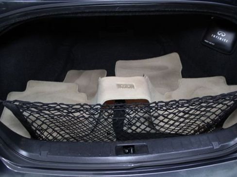 Used 2012 INFINITI M56 image 23