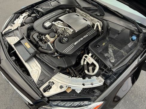 Used 2017 Mercedes-Benz C 63 AMG Sedan image 43