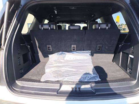 Used 2021 Ford Expedition Limited AWD/4WD image 7