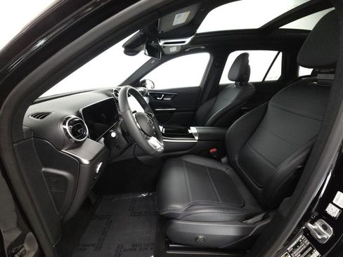 Certified 2026 Mercedes-Benz GLC 300 4MATIC image 7