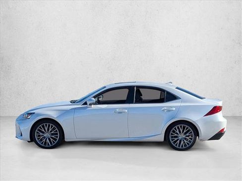 Used 2017 Lexus IS 200t image 8