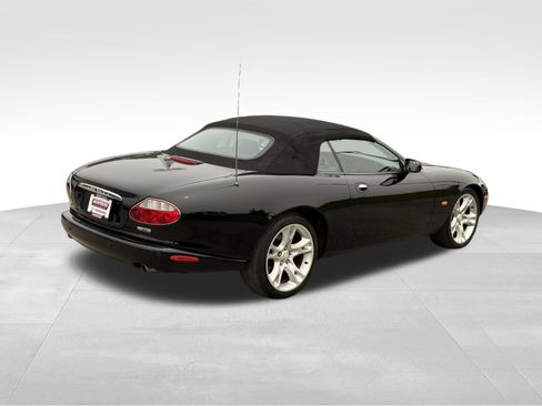 Used 2004 Jaguar XK8 Convertible RWD image 34