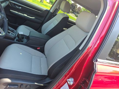 Used 2024 Honda CR-V EX image 10