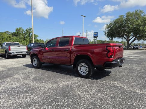 Used 2024 Chevrolet Colorado W/T w/ WT Convenience Package II RWD image 8