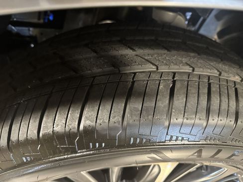 New 2026 INFINITI QX80 Autograph w/ Premium Cargo Package image 11