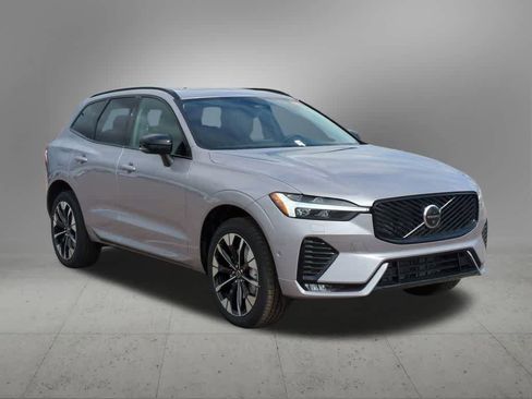 Certified 2026 Volvo XC60 B5 Plus w/ Protection Package Premier image 8