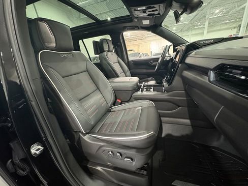 Used 2025 GMC Yukon AT4 Ultimate w/ LPO, Floor Liner Package image 61