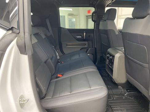 Used 2024 GMC Hummer EV 3X w/ LPO, Illumination Package image 17