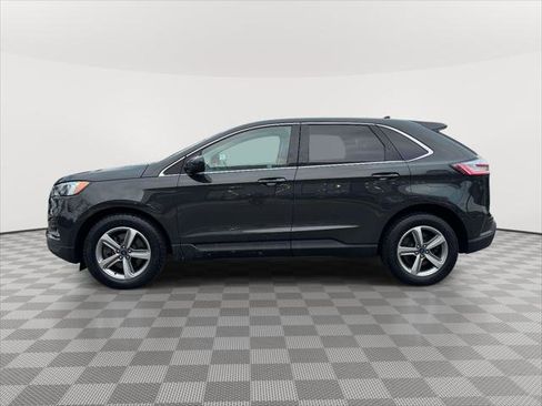 Used 2022 Ford Edge SEL w/ Convenience Package image 4