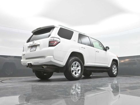 Used 2015 Toyota 4Runner SR5 Premium AWD/4WD image 24