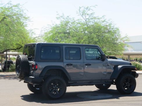 Used 2019 Jeep Wrangler Unlimited Sport AWD/4WD image 6