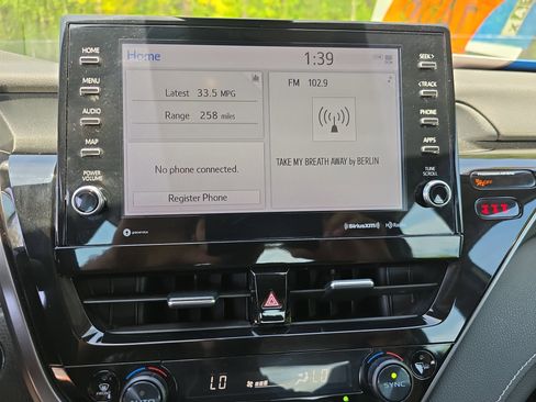 Used 2024 Toyota Camry XSE image 19