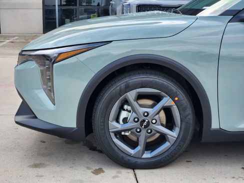 New 2025 Kia K4 LXS image 7