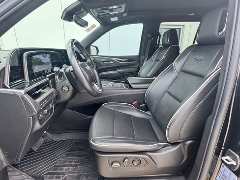 Used 2022 Cadillac Escalade Sport w/ Touring Package RWD image 10