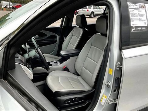 Used 2019 GMC Terrain SLT w/ Preferred Package image 18