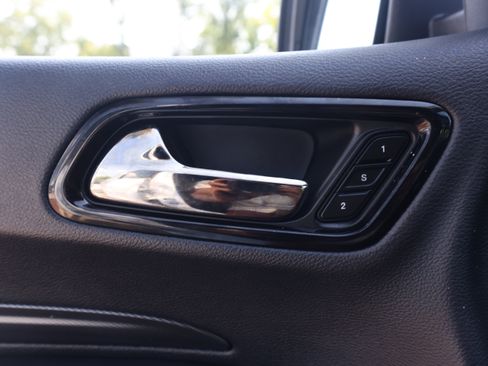 Used 2024 Dodge Durango GT RWD image 19