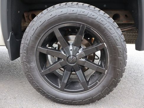 Used 2014 GMC Sierra 1500 Denali AWD/4WD image 42
