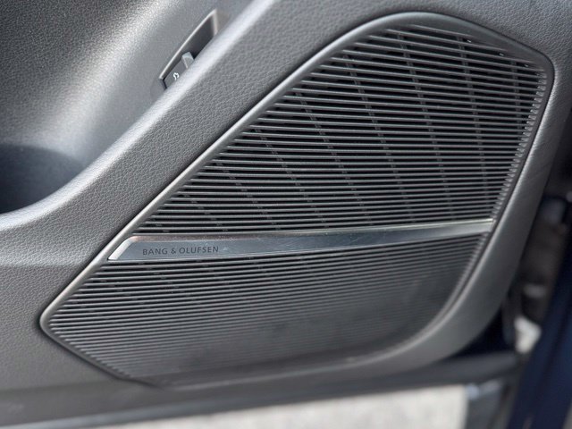 Used 2026 Audi RS Q8 performance AWD/4WD image 15