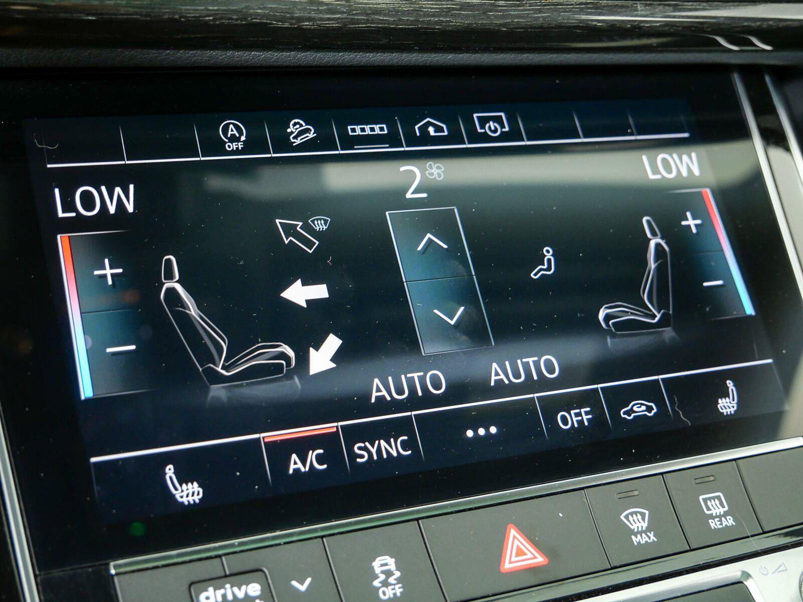 Used 2023 Audi Q7 2.0T Premium Plus w/ Premium Plus Package AWD/4WD image 17