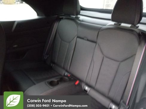 Used 2022 BMW M4 xDrive Competition image 25