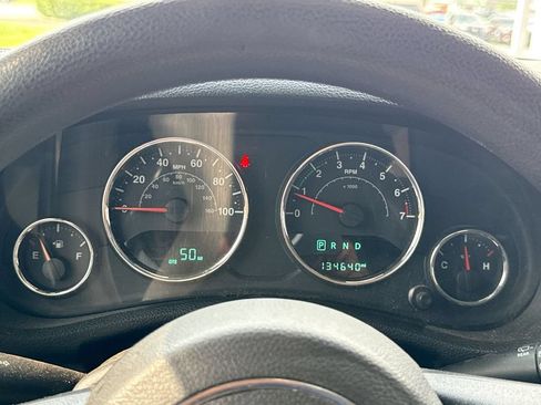 Used 2018 Jeep Wrangler Unlimited Sport AWD/4WD image 16