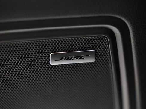 New 2026 Porsche Macan Turbo image 22