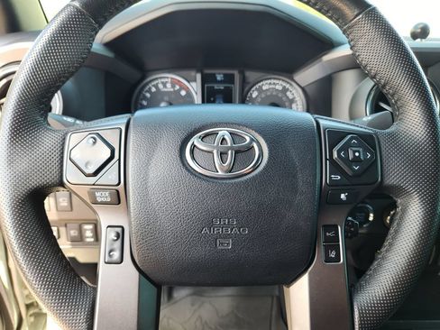 Used 2021 Toyota Tacoma TRD Pro AWD/4WD image 22