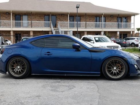 Used 2013 Scion FR-S image 15