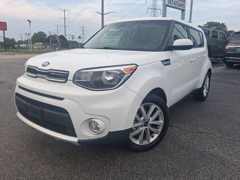 Used 2018 Kia Soul + FWD image 1