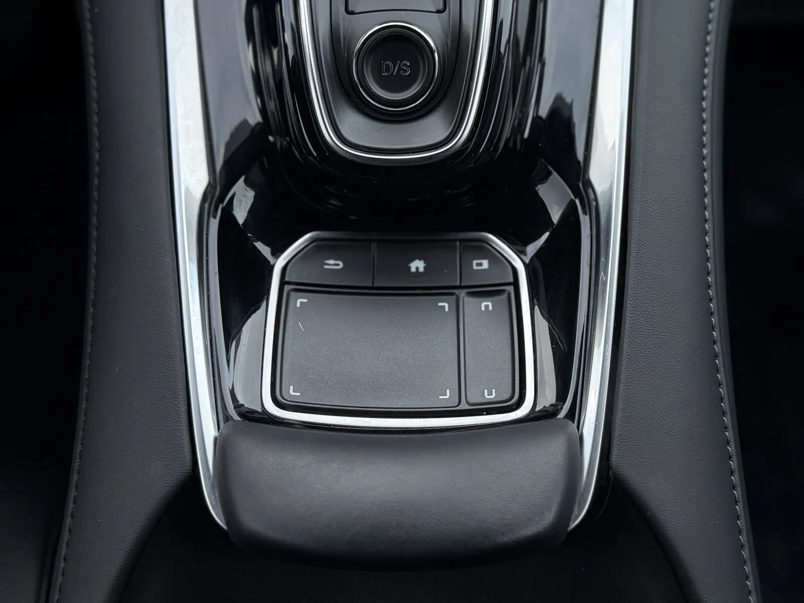 Used 2019 Acura RDX AWD image 35