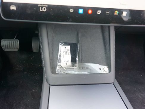 Used 2024 Tesla Model 3 Standard Range RWD image 19