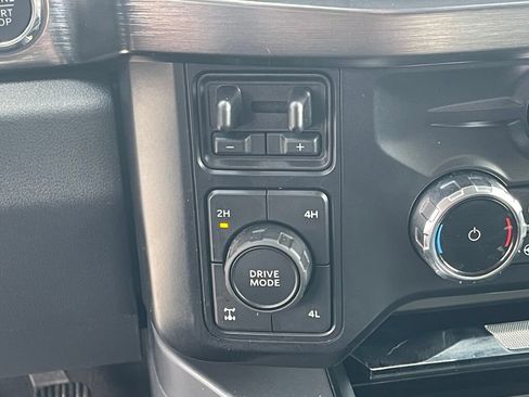 Used 2024 Ford F350 Lariat w/ Lariat Ultimate Package AWD/4WD image 14