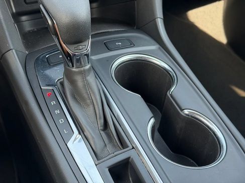 Used 2024 Chevrolet Equinox LT AWD/4WD image 21
