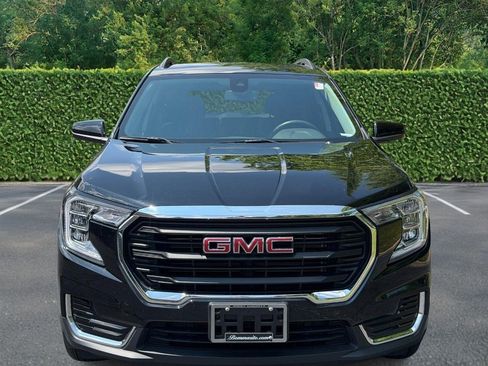 Used 2022 GMC Terrain SLE w/ Driver Convenience Package FWD image 9