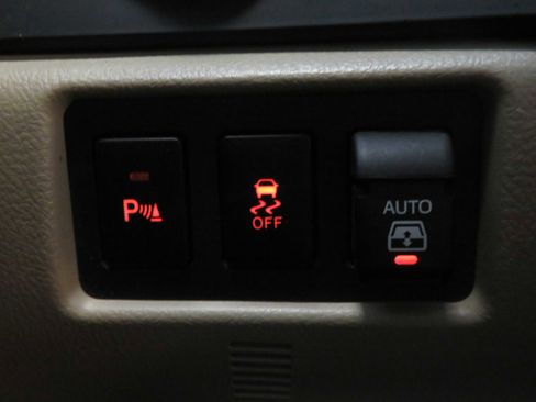 Used 2020 Toyota Sequoia Limited w/ Safety & Convenience Package AWD/4WD image 54