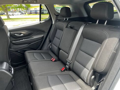 Used 2023 GMC Terrain SLE FWD image 23